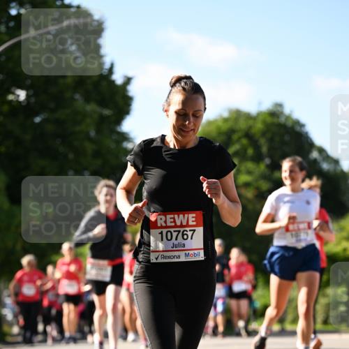 08.06.2024 - REWE Women's Run Dr. Thomas Lammeyer http://msf.ph/oto/6244402 09.06.2024 09:20:44 Laufen 10767 meine-sportfotos.de