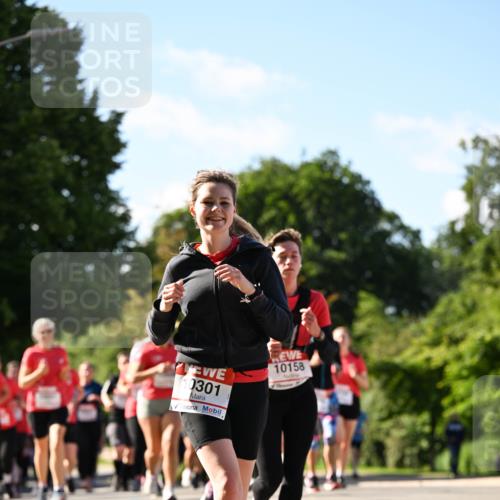 08.06.2024 - REWE Women's Run Dr. Thomas Lammeyer http://msf.ph/oto/6244420 09.06.2024 09:20:46 Laufen 10301, 10158 meine-sportfotos.de