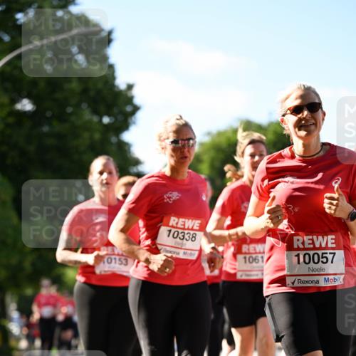 08.06.2024 - REWE Women's Run Dr. Thomas Lammeyer http://msf.ph/oto/6244466 09.06.2024 09:20:51 Laufen 10338, 1061, 10057, 0153 meine-sportfotos.de