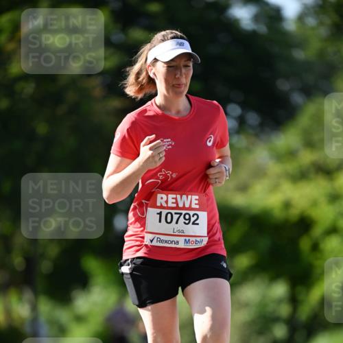 08.06.2024 - REWE Women's Run Dr. Thomas Lammeyer http://msf.ph/oto/6245832 09.06.2024 09:24:47 Laufen 3, 10792 meine-sportfotos.de