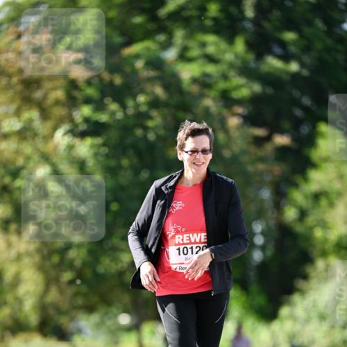 08.06.2024 - REWE Women's Run Dr. Thomas Lammeyer http://msf.ph/oto/6246036 09.06.2024 09:25:21 Laufen 10120 meine-sportfotos.de