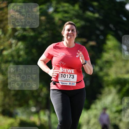 08.06.2024 - REWE Women's Run Dr. Thomas Lammeyer http://msf.ph/oto/6246087 09.06.2024 09:25:26 Laufen 10173 meine-sportfotos.de