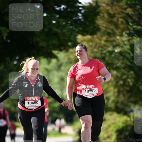 08.06.2024 - REWE Women's Run Dr. Thomas Lammeyer http://msf.ph/oto/6246324 09.06.2024 09:25:59 Laufen 10450, 10563 meine-sportfotos.de
