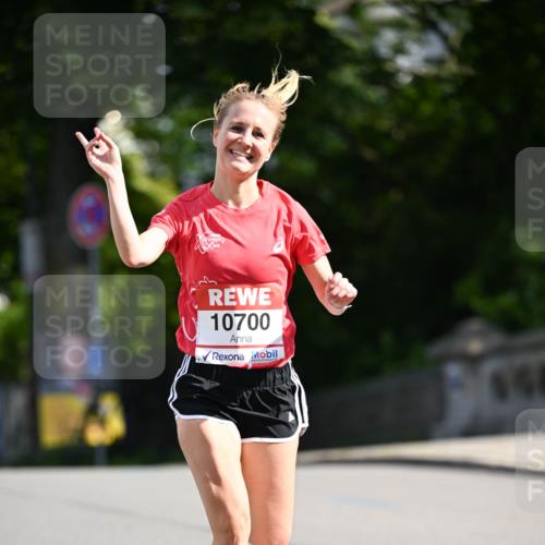 08.06.2024 - REWE Women's Run Dr. Thomas Lammeyer http://msf.ph/oto/6246785 09.06.2024 09:31:43 Laufen 10700 meine-sportfotos.de