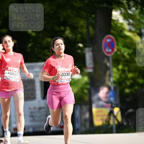 08.06.2024 - REWE Women's Run Dr. Thomas Lammeyer http://msf.ph/oto/6247269 09.06.2024 09:36:24 Laufen 10594, 0330 meine-sportfotos.de