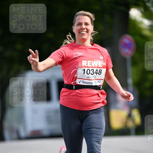 08.06.2024 - REWE Women's Run Dr. Thomas Lammeyer http://msf.ph/oto/6247959 09.06.2024 09:39:20 Laufen 10348 meine-sportfotos.de