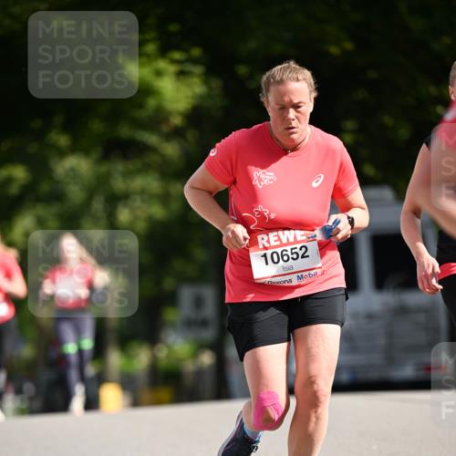 08.06.2024 - REWE Women's Run Dr. Thomas Lammeyer http://msf.ph/oto/6248408 09.06.2024 09:40:55 Laufen 10652 meine-sportfotos.de
