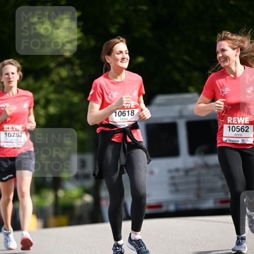 08.06.2024 - REWE Women's Run Dr. Thomas Lammeyer http://msf.ph/oto/6248911 09.06.2024 09:42:13 Laufen 10757, 10618, 10562 meine-sportfotos.de
