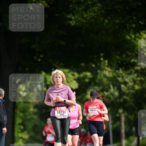 08.06.2024 - REWE Women's Run Dr. Thomas Lammeyer http://msf.ph/oto/6249019 09.06.2024 09:42:25 Laufen 10739, 10645 meine-sportfotos.de