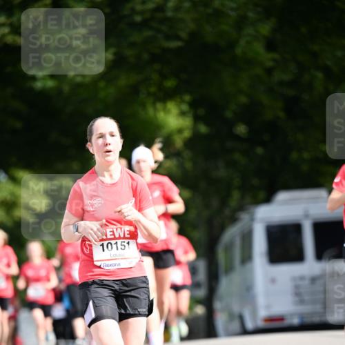 08.06.2024 - REWE Women's Run Dr. Thomas Lammeyer http://msf.ph/oto/6249070 09.06.2024 09:42:35 Laufen 10151 meine-sportfotos.de