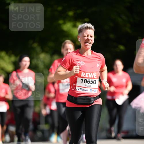 08.06.2024 - REWE Women's Run Dr. Thomas Lammeyer http://msf.ph/oto/6249967 09.06.2024 09:45:35 Laufen 10650 meine-sportfotos.de