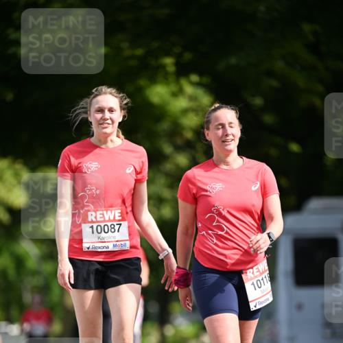 08.06.2024 - REWE Women's Run Dr. Thomas Lammeyer http://msf.ph/oto/6250073 09.06.2024 09:45:56 Laufen 10087, 10118 meine-sportfotos.de