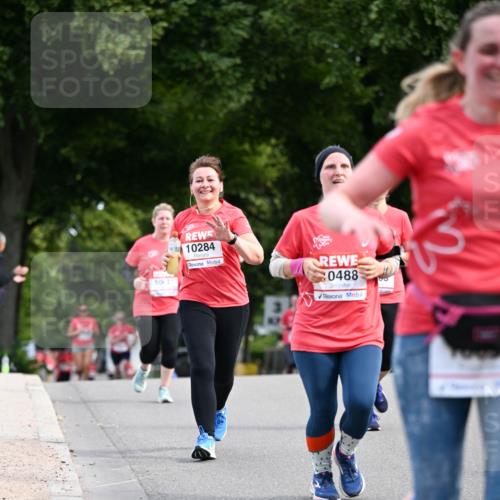 08.06.2024 - REWE Women's Run Dr. Thomas Lammeyer http://msf.ph/oto/6250710 09.06.2024 09:47:38 Laufen 106, 43, 10284, 0488 meine-sportfotos.de