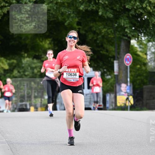 08.06.2024 - REWE Women's Run Dr. Thomas Lammeyer http://msf.ph/oto/6250758 09.06.2024 09:47:43 Laufen 10636 meine-sportfotos.de