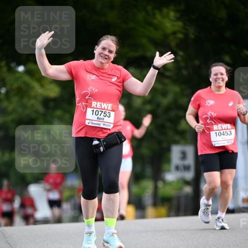 08.06.2024 - REWE Women's Run Dr. Thomas Lammeyer http://msf.ph/oto/6250889 09.06.2024 09:48:04 Laufen 10753, 10453 meine-sportfotos.de