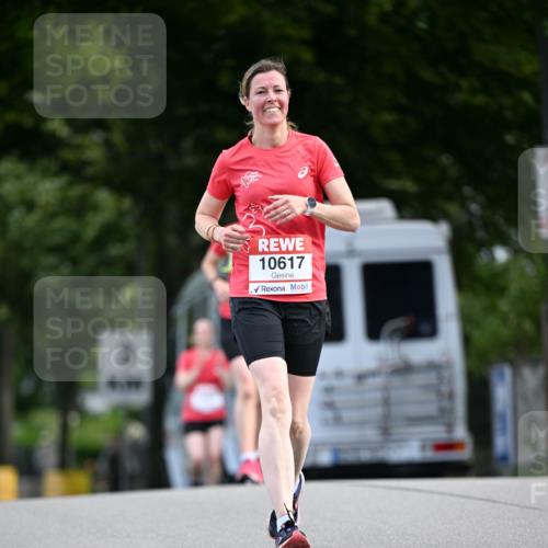 08.06.2024 - REWE Women's Run Dr. Thomas Lammeyer http://msf.ph/oto/6250945 09.06.2024 09:48:16 Laufen 10617 meine-sportfotos.de