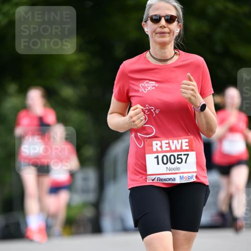 08.06.2024 - REWE Women's Run Dr. Thomas Lammeyer http://msf.ph/oto/6250985 09.06.2024 09:48:23 Laufen 10057 meine-sportfotos.de