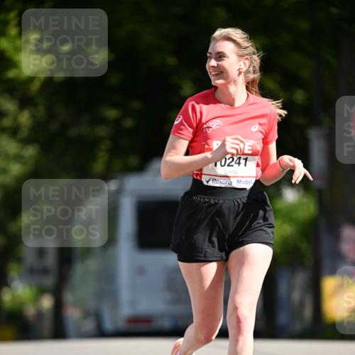 08.06.2024 - REWE Women's Run Dr. Thomas Lammeyer http://msf.ph/oto/6251142 09.06.2024 09:48:58 Laufen 0241 meine-sportfotos.de