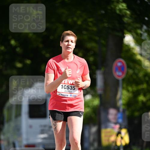 08.06.2024 - REWE Women's Run Dr. Thomas Lammeyer http://msf.ph/oto/6251315 09.06.2024 09:49:39 Laufen 10535 meine-sportfotos.de