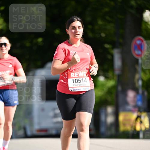08.06.2024 - REWE Women's Run Dr. Thomas Lammeyer http://msf.ph/oto/6251440 09.06.2024 09:50:03 Laufen 10514 meine-sportfotos.de
