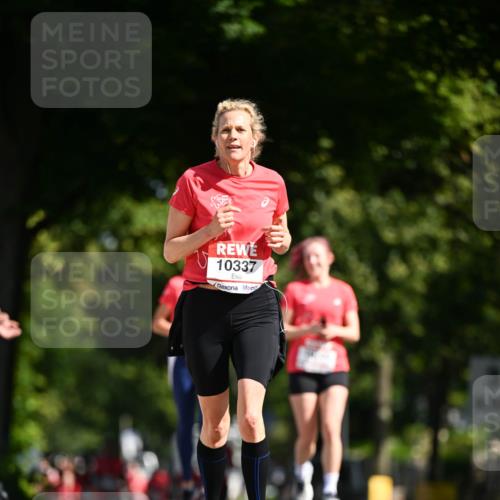 08.06.2024 - REWE Women's Run Dr. Thomas Lammeyer http://msf.ph/oto/6251586 09.06.2024 09:50:23 Laufen 10337 meine-sportfotos.de
