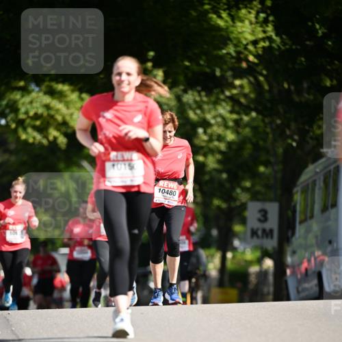 08.06.2024 - REWE Women's Run Dr. Thomas Lammeyer http://msf.ph/oto/6251749 09.06.2024 09:50:54 Laufen 101, 10150, 10480, 3 meine-sportfotos.de