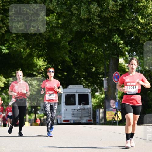 08.06.2024 - REWE Women's Run Dr. Thomas Lammeyer http://msf.ph/oto/6252029 09.06.2024 09:51:36 Laufen 10079, 10061 meine-sportfotos.de