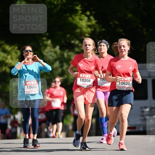 08.06.2024 - REWE Women's Run Dr. Thomas Lammeyer http://msf.ph/oto/6252111 09.06.2024 09:51:46 Laufen 10600, 10208, 10620 meine-sportfotos.de