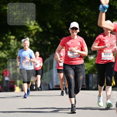 08.06.2024 - REWE Women's Run Dr. Thomas Lammeyer http://msf.ph/oto/6252194 09.06.2024 09:51:57 Laufen 10231, 106, 10787 meine-sportfotos.de