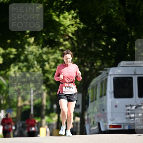 08.06.2024 - REWE Women's Run Dr. Thomas Lammeyer http://msf.ph/oto/6252424 09.06.2024 09:52:28 Laufen 10224 meine-sportfotos.de