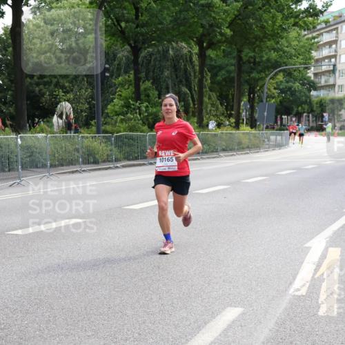08.06.2024 - REWE Women's Run Strokosch-Dieckow http://msf.ph/oto/6256737 09.06.2024 09:43:29 Laufen 10564, 10165 meine-sportfotos.de