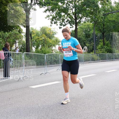 08.06.2024 - REWE Women's Run Strokosch-Dieckow http://msf.ph/oto/6256899 09.06.2024 09:45:39 Laufen 10704 meine-sportfotos.de