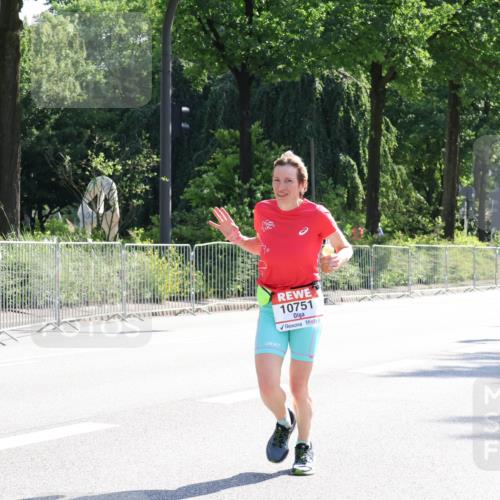 08.06.2024 - REWE Women's Run Strokosch-Dieckow http://msf.ph/oto/6257000 09.06.2024 09:47:00 Laufen 10751 meine-sportfotos.de