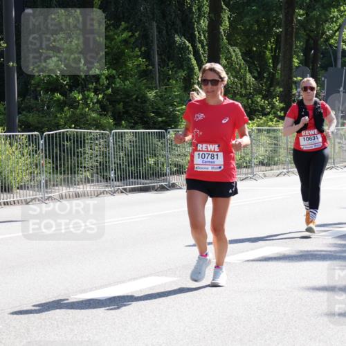 08.06.2024 - REWE Women's Run Strokosch-Dieckow http://msf.ph/oto/6257132 09.06.2024 09:48:45 Laufen 10781, 10631, 10410 meine-sportfotos.de