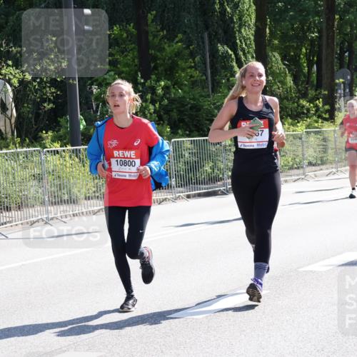 08.06.2024 - REWE Women's Run Strokosch-Dieckow http://msf.ph/oto/6257591 09.06.2024 09:51:36 Laufen 10800, 57, 10403, 106, 41 meine-sportfotos.de