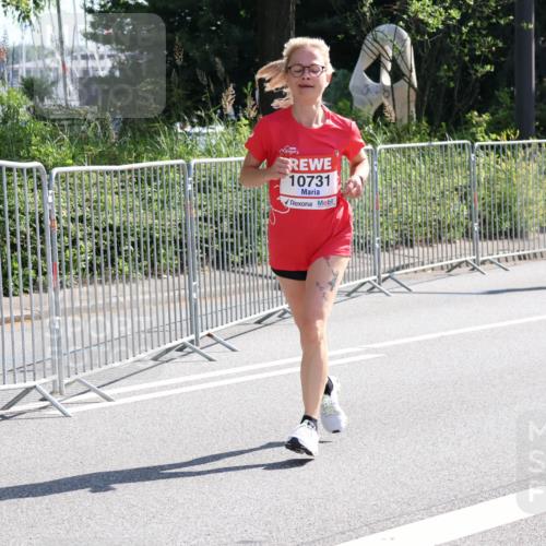 08.06.2024 - REWE Women's Run Strokosch-Dieckow http://msf.ph/oto/6257738 09.06.2024 09:52:11 Laufen 10731 meine-sportfotos.de