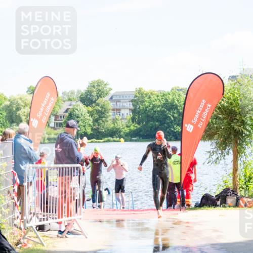 16.06.2024 - 7 Türme Triathlon MichiJ http://msf.ph/oto/6265054 16.06.2024 11:12:10 Schwimmen 9, 44, 180, 213, 247, 249, 602 meine-sportfotos.de