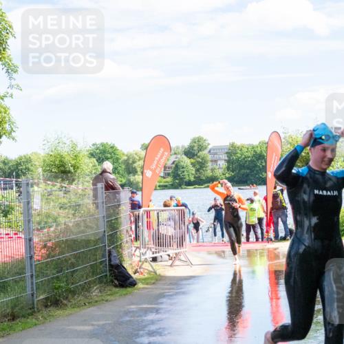 16.06.2024 - 7 Türme Triathlon MichiJ http://msf.ph/oto/6265529 16.06.2024 11:16:36 Schwimmen 22, 30, 37, 158, 175, 199, 217, 230, 231, 283, 289, 298 meine-sportfotos.de