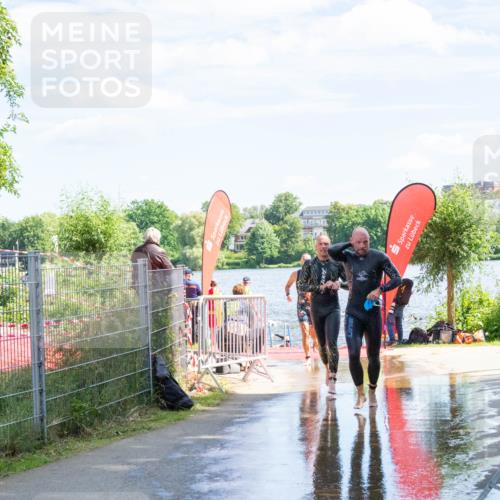 16.06.2024 - 7 Türme Triathlon MichiJ http://msf.ph/oto/6265575 16.06.2024 11:17:02 Schwimmen 22, 27, 37, 186, 217, 230, 231, 272, 289, 298 meine-sportfotos.de
