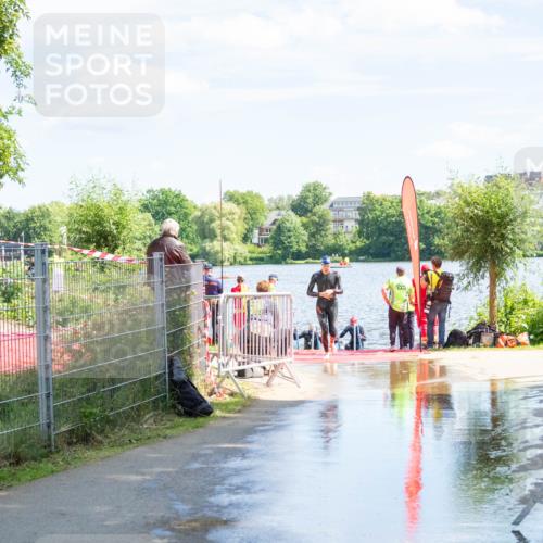 16.06.2024 - 7 Türme Triathlon MichiJ http://msf.ph/oto/6265617 16.06.2024 11:17:25 Schwimmen 27, 28, 165, 186, 227, 237, 242, 272, 618 meine-sportfotos.de