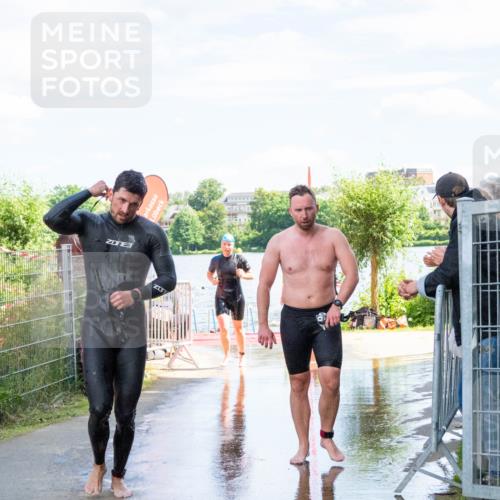 16.06.2024 - 7 Türme Triathlon MichiJ http://msf.ph/oto/6265972 16.06.2024 11:20:59 Schwimmen 29, 149, 176, 179, 187, 222, 243, 278 meine-sportfotos.de