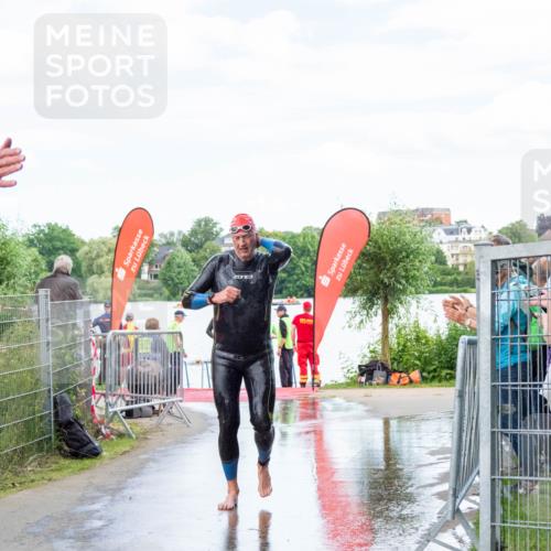 16.06.2024 - 7 Türme Triathlon MichiJ http://msf.ph/oto/6266204 16.06.2024 11:24:38 Schwimmen 161, 257 meine-sportfotos.de