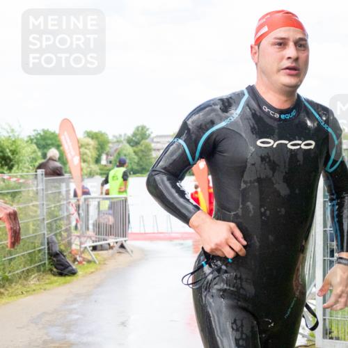 16.06.2024 - 7 Türme Triathlon MichiJ http://msf.ph/oto/6266377 16.06.2024 11:26:30 Schwimmen 146 meine-sportfotos.de