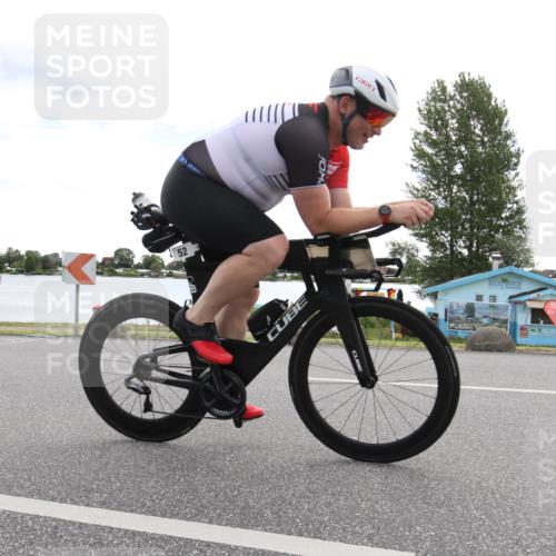 16.06.2024 - 26. Vierlanden-Triathlon Jannik Wohlers http://msf.ph/oto/6266573 16.06.2024 10:18:16 Radfahren 52, 106, 144 meine-sportfotos.de