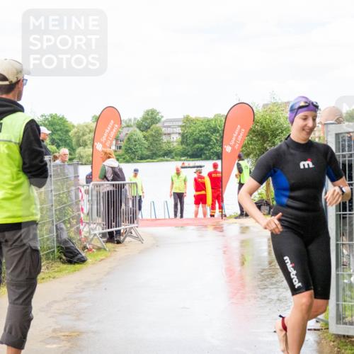 16.06.2024 - 7 Türme Triathlon MichiJ http://msf.ph/oto/6266763 16.06.2024 11:34:07 Schwimmen 224 meine-sportfotos.de