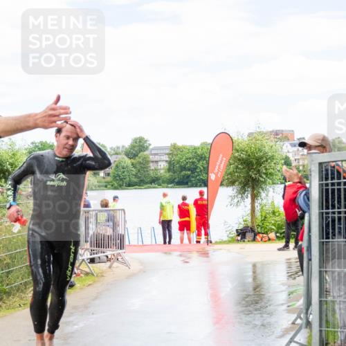 16.06.2024 - 7 Türme Triathlon MichiJ http://msf.ph/oto/6266812 16.06.2024 11:35:09 Schwimmen 244 meine-sportfotos.de
