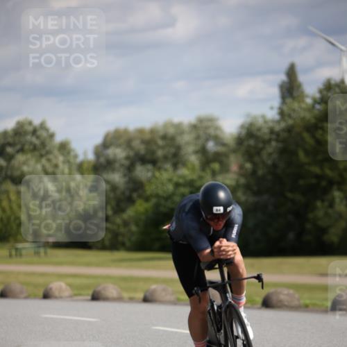 16.06.2024 - 26. Vierlanden-Triathlon Jannik Wohlers http://msf.ph/oto/6267451 16.06.2024 10:49:50 Radfahren 14, 84, 106, 108 meine-sportfotos.de