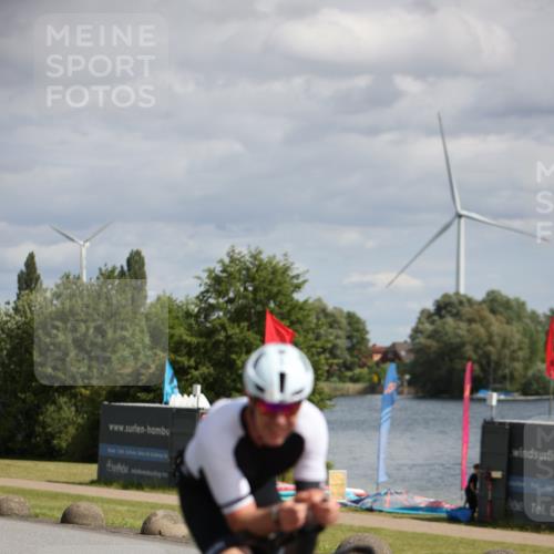 16.06.2024 - 26. Vierlanden-Triathlon Jannik Wohlers http://msf.ph/oto/6267898 16.06.2024 10:54:28 Radfahren 9, 144, 160 meine-sportfotos.de