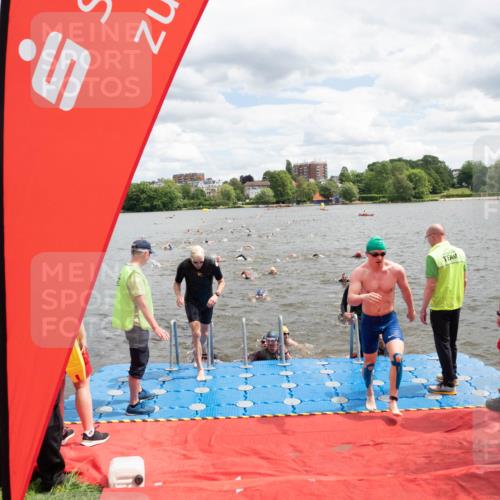 16.06.2024 - 7 Türme Triathlon MichiJ http://msf.ph/oto/6268426 16.06.2024 11:54:40 Schwimmen 310, 311, 318, 321, 342, 364, 383, 388, 394, 446, 461, 484, 490, 501, 509, 524, 528, 533, 543, 547, 585, 607, 610 meine-sportfotos.de