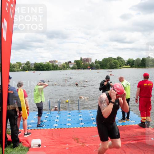 16.06.2024 - 7 Türme Triathlon MichiJ http://msf.ph/oto/6268809 16.06.2024 11:56:20 Schwimmen 374, 382, 391, 396, 404, 413, 454, 481, 485, 495, 594, 599, 616 meine-sportfotos.de